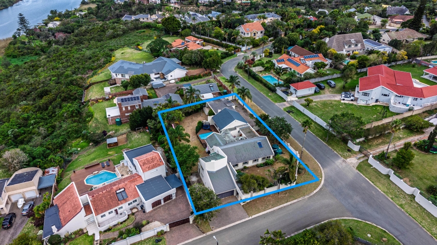 4 Bedroom Property for Sale in Beacon Bay Eastern Cape